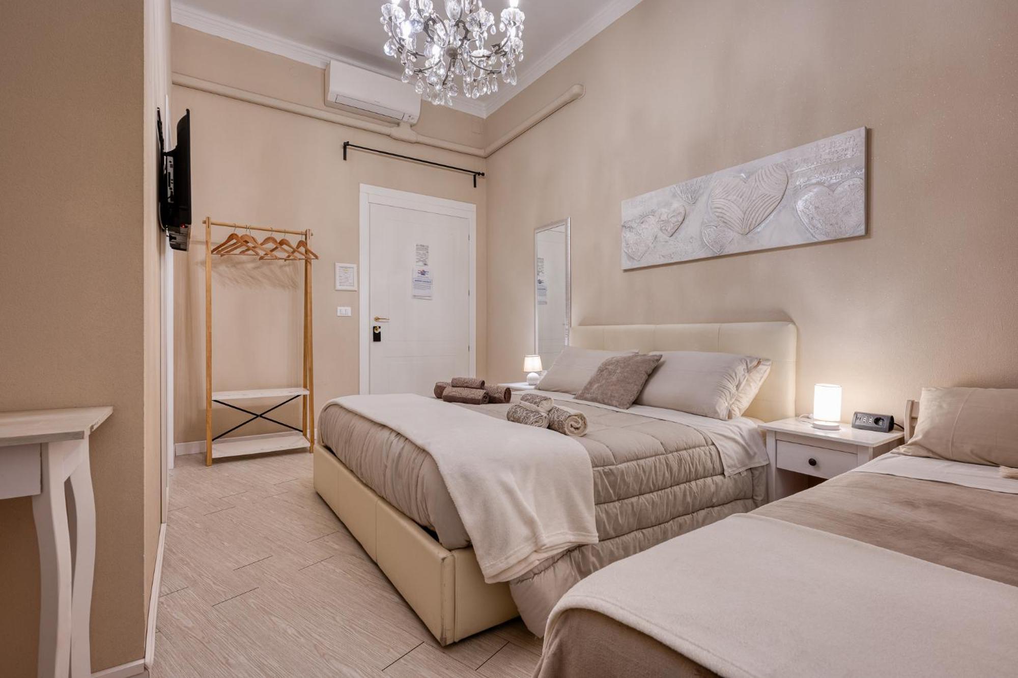 Your House Rooms Genoa Exterior photo