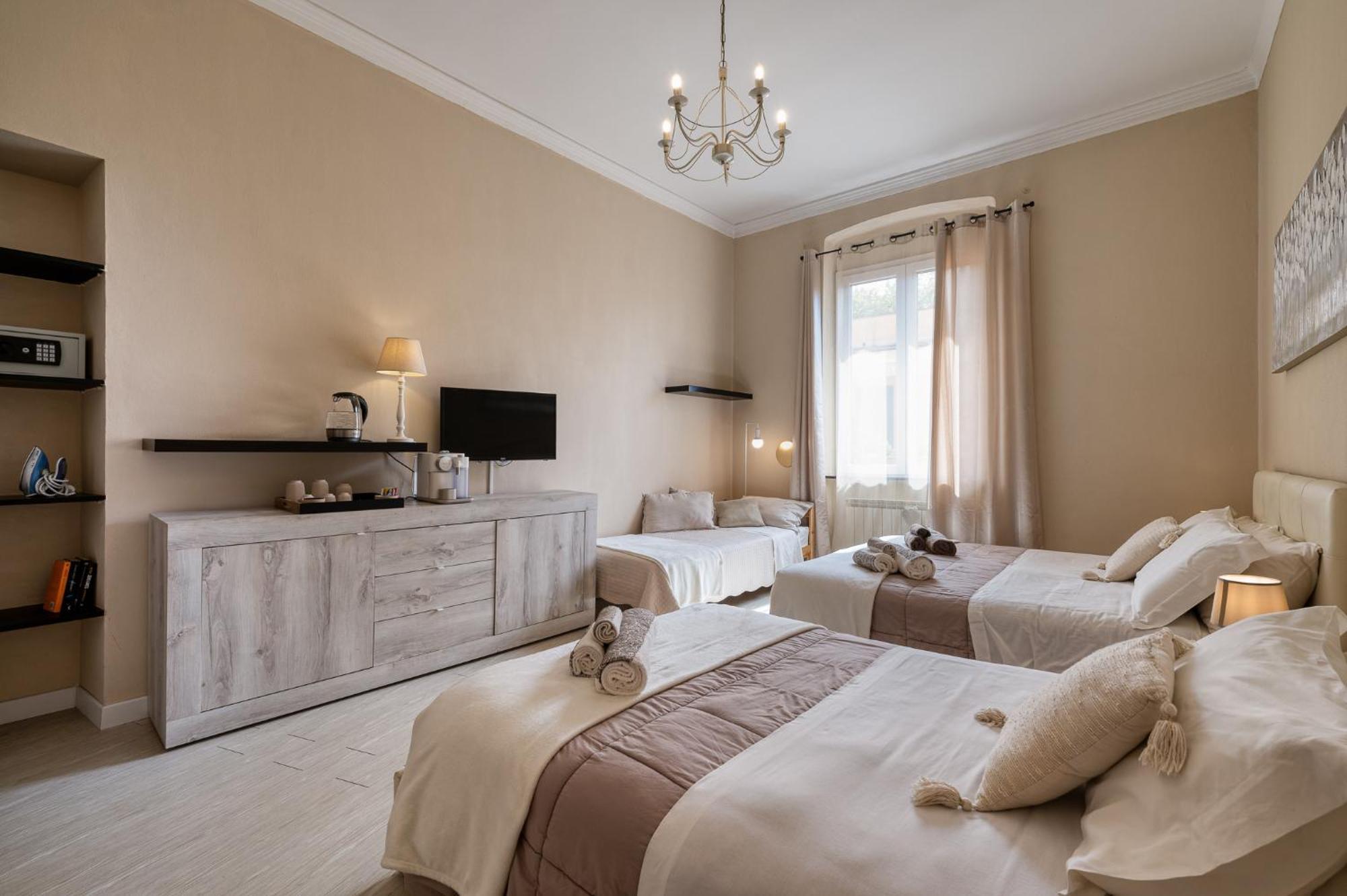 Your House Rooms Genoa Exterior photo