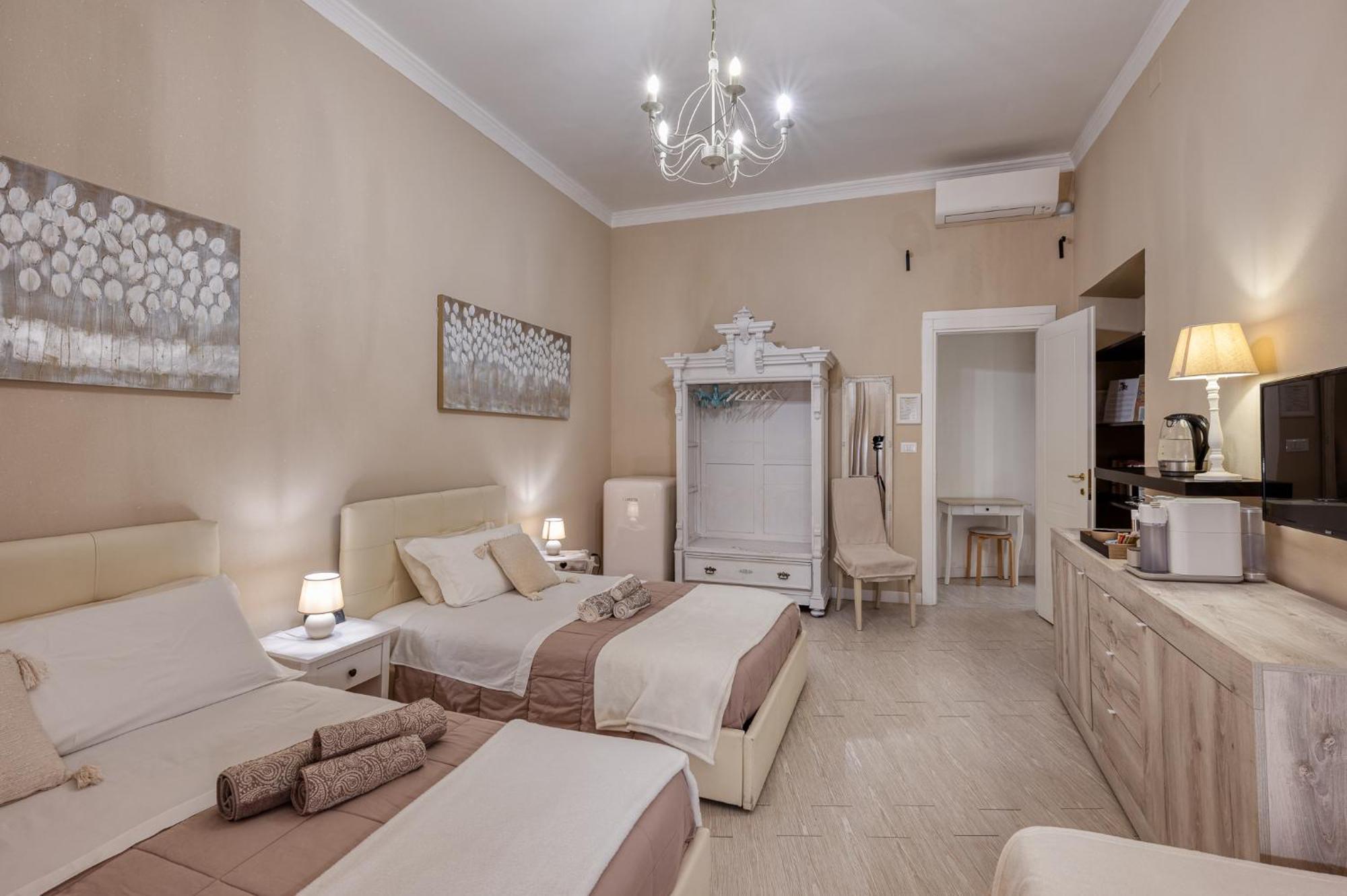 Your House Rooms Genoa Exterior photo