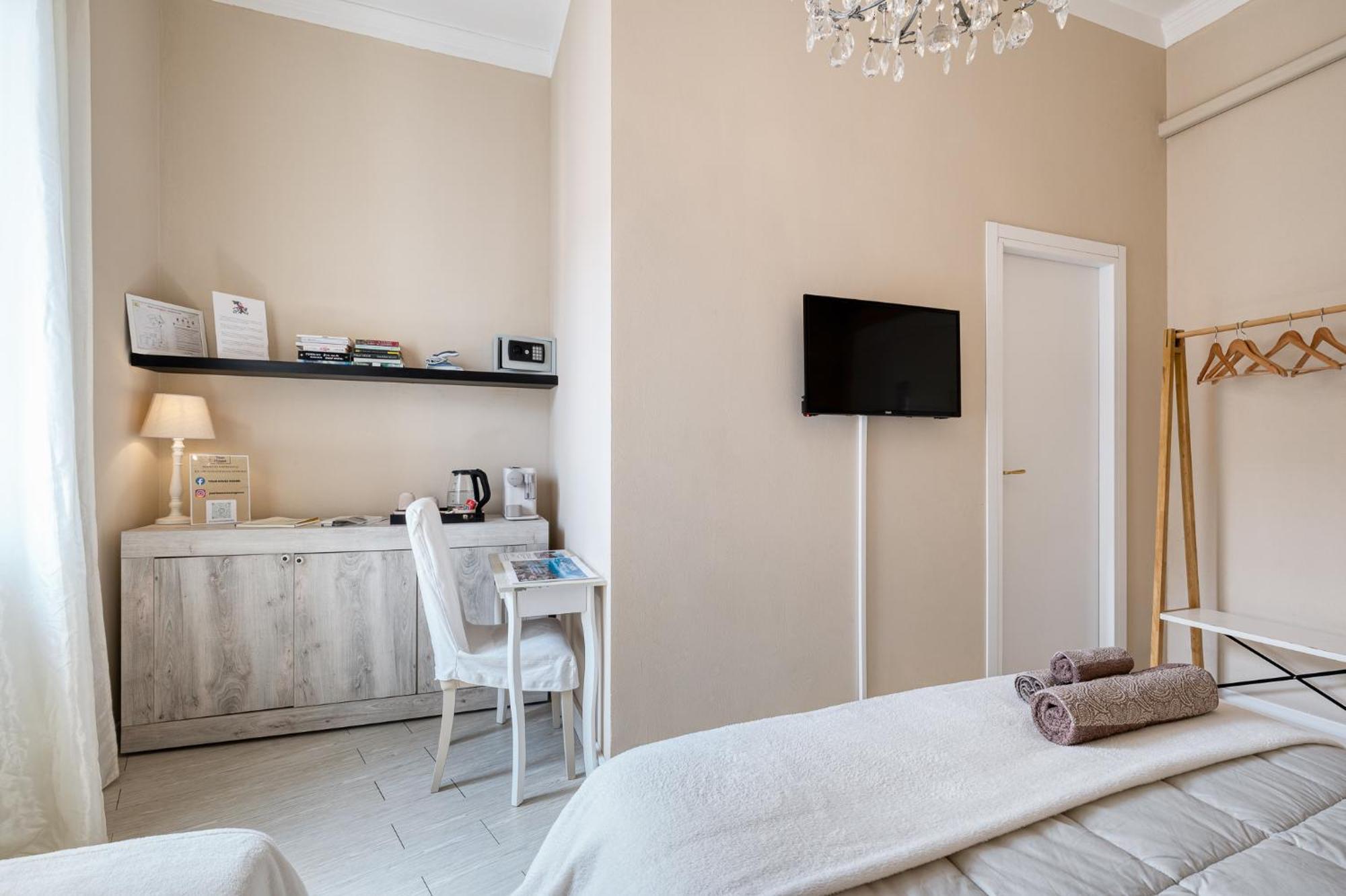 Your House Rooms Genoa Exterior photo